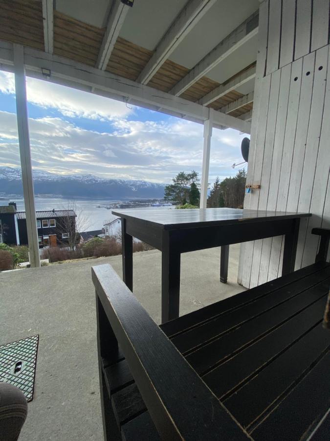 Great Place With View To The Mountains And Fjord โอเลซุนด์ ภายนอก รูปภาพ